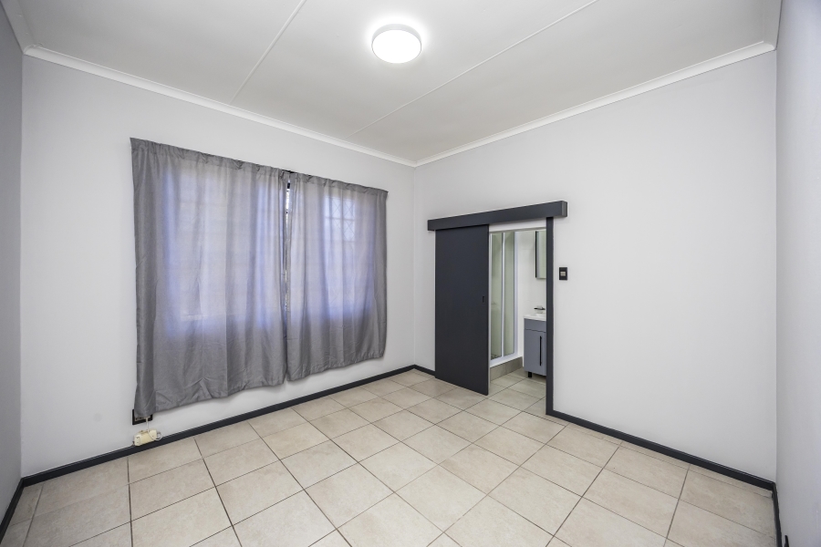 To Let 3 Bedroom Property for Rent in Beacon Bay Eastern Cape